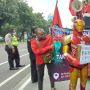 Siap Demo Jokowi, Ada Iron Man hingga Kamen Rider Bawa Spanduk Buruh Bukan Tumbal