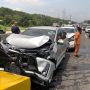 Taksi Pelat B Kabur Usai Diduga Picu Tabrakan Beruntun di Tol Jakarta-Cikampek