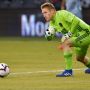 Kiper di Major League Soccer Banting Pemain Lawan Mirip Petarung UFC