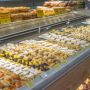 Toko Kue di Ujung Jalan