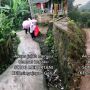 Video Perjuangan Guru Menuju Sekolah, Publik Dibikin Merinding Lihat Akses Jalan