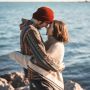 Pacar Lagi Sedih? Lakukan 4 Cara Ini untuk Menghiburnya!