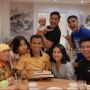 6 Potret Keakraban Vanessa Angel dan Mertua, Penuh Kasih Sayang