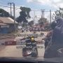 Viral Bapak Tua Tinggal Motor di depan Plang Kereta Api, Alasannya Bikin Ngelus Dada