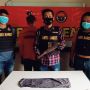 Bela Istri, Suami di Surabaya Ini Bacok Pasutri Tetangganya Pakai Parang