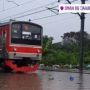 Hujan Lebat Guyur Jakarta, Stasiun Pondok Ranji-Kebayoran Banjir, KRL Tak Bisa Melintas