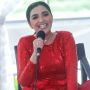 Ashanty Menangis Haru Dapat Kejutan di Hari Ibu