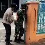 Viral Polisi dan Tentara Main Petak Umpet untuk Kagetkan Nenek Ini, Publik: So Sweet