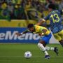 Detik-detik Fred Kena Apes saat Perkuat Timnas Brasil vs Kolombia