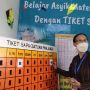 Prihatin Lihat Siswa Ketakutan Belajar Matematika, Guru Ini Berinovasi Ciptakan Tiket Sapa