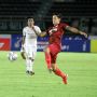 Potret Beragam Aksi Debut Irfan Bachdim Bersama Persis Solo di Liga 2 2021