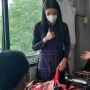 Miss Indonesia Pantau Langsung Pembuatan Suvenir Miss World, Dibuat Penyandang Disabilitas