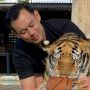 Andry Sumampow, 'Crazy Rich' Sukoharjo yang Pelihara Berbagai Hewan Termasuk Harimau