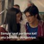9 Potret Mesra Hanggini dan Junior Roberts, Cinlok Berkat Film 'Geez & Ann'