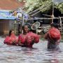Penanganan Bencana Banjir Jangka Pendek di Sintang