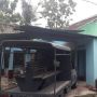 Kocak! Bucin Parah, Driver Ojol Ini Bongkar Genteng Rumah dan Dijual untuk Pacaran