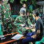 Prajurit TNI di Subang Datangi Rumah-rumah Warga di Malam Hari