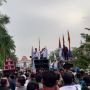 Buruh Gresik Demo Minta Usulan UMK 2022 Direvisi, Bupati Yani Janji Sampaikan ke Gubernur