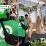 Heboh Ada Ojol Antar Minuman di Acara Pernikahan, Pengantin Pria Syok