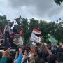 Demo Buruh di Balai Kota Sempat Ricuh, Anies Temui Massa