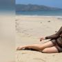 Pakai Baju Transparan dan Bikini Oranye, Tante Ernie Bilang Kangen