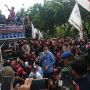 Hari Ini Ratusan Buruh Geruduk Balai Kota DKI, Desak Anies Banding Putusan PTUN soal UMP 2022