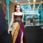Pamer Potret Berkain, Beby Tsabina Dipuji Cewek Mahal