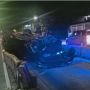 Tabrak Separator Busway, Mobil Berpelat Dinas TNI Terguling di Jatinegara