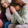 5 Cara Menyikapi Cinta Tanpa Restu, Apakah Harus Langsung Putus?