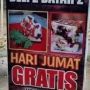 Penjual Roti Bakar Bikin Banner Promosi, Isi Tulisannya Bikin Kesal