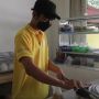 Dimas Ahmad Kembali Jualan Bakso Pinggir Jalan, Netizen: Kenapa Ga Bareng Raffi Ahmad Lagi?