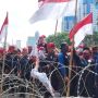 Sempat Berusaha Terobos Barikade Aparat, Ini Tuntutan Massa Aksi Buruh