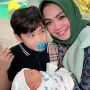 Syok saat Buka Lemari Rafathar, Ibu Nagita Slavina: Dia Nyimpen Duit Segepok kayak Nyimpen Mainan