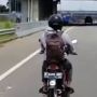 Viral Pemotor Masuk Tol Ulujami-Serpong, Warga: Gas Terus Bang