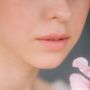 5 Kebiasaan yang Berakibat Buruk untuk Kesehatan Bibir, Segera Hentikan!