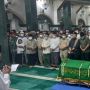 Ikut Salati Jenazah Haji Lulung, Anies Baswedan: Kita Kehilangan Putra Betawi Terbaik