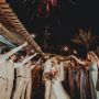 Ingin Meriah Pakai Kembang Api, Kereta Kuda Pengantin Ini Malah Berujung Terbakar