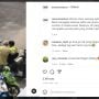 Haru, Seorang Ayah Ajak Putranya Berfoto Pakai HP Jadul, Si Anak Diduga Malu dan Enggan