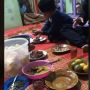 Viral Bocah Cilik Ini Tidur Saat Acara Tahlilan, Ekspresinya Bikin Ngakak