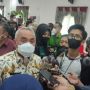 Tinjau Kolam Tambang Indominco, Isran Noor Kepo Lihat Warna dan 'Isinya'