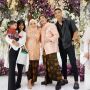 10 Potret Artis di Acara 7 Bulanan Aurel Hermansyah, Fuji dan Gala hingga Istri MPR
