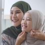 Anak Zaskia Adya Mecca Alami Iritasi Telinga Gara-Gara Sering Pakai Earphone, Bisa Bikin Tuli?