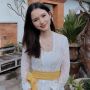 Pamer Foto Keluarga, Wajah Ibu Sarah Menzel Mirip Anya Geraldine