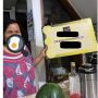 Viral Seorang Nenek Rayakan Natal, Justru Dapat Hadiah Undian Paket Umroh