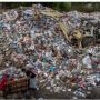 Bikin Nyesek! Gegara Terendam Banjir, Dua Juta Buku Terbuang Jadi Sampah