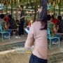 Niat Beri Kejutan Ulang Tahun untuk Pacar, Wanita Ini Malah Alami Kejadian Memalukan