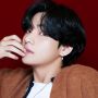 Positif Covid-19, V BTS Alami Sakit Tenggorokan hingga Demam