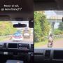 The Real Penguasa Jalanan! Pemotor Wanita Tetap Santai Ketemu Mobil Polisi di Jalan Tol