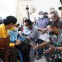 Momen Istri Panglima TNI Andika Perkasa Tenangkan Bocah yang Takut Jarum Suntik