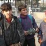 Demi Sepotong Roti, Anak-anak Afghanistan Rela Punguti Sampah hingga Menyemir Sepatu